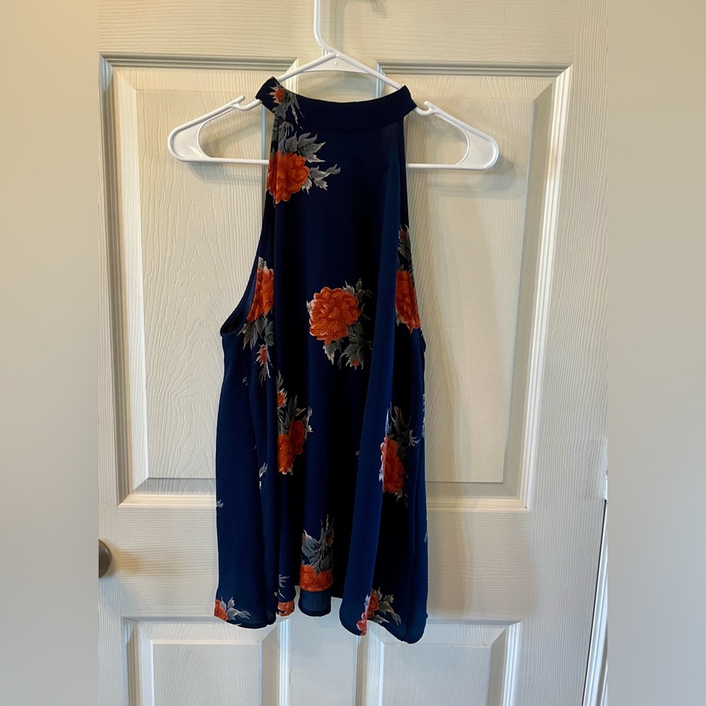 Entro Floral Sleeveless Navy Top, Size Medium